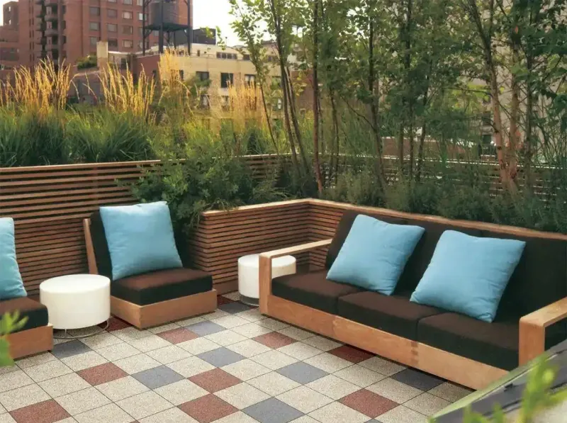 Jenseits der Oberfläche: Was macht eine Terrassenfliese wirklich langlebig?